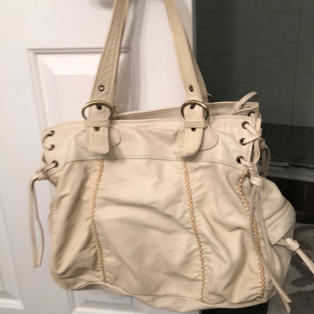 Leather bag